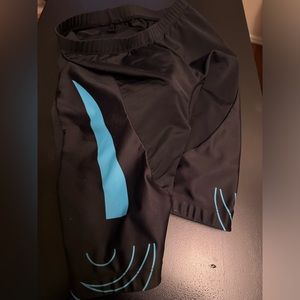 Women’s padded bike shorts